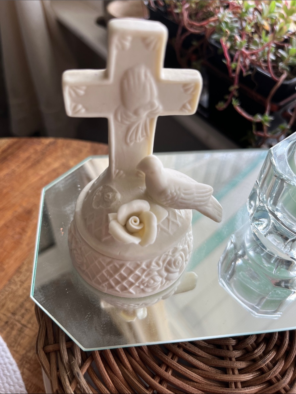 Ivory Ceramic Cross Trinket Box with Dove and Rose - Picture 2 of 9